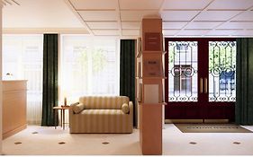 Alfred Hotels Paris Lecourbe- Hotel Renove